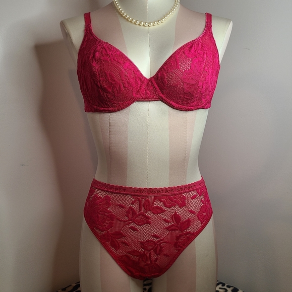 New Vtg Victoria's Secret Signature Lace Bra/ Panty Set 34C/sm - Picture 2 of 11